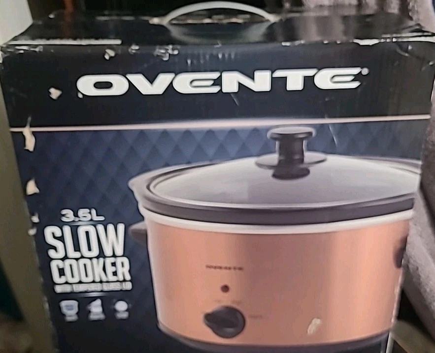 Ovente Slow Cooker 3.5L W/ Tempered Lid Adjustable Cooking Setting SLO35ACO NEW