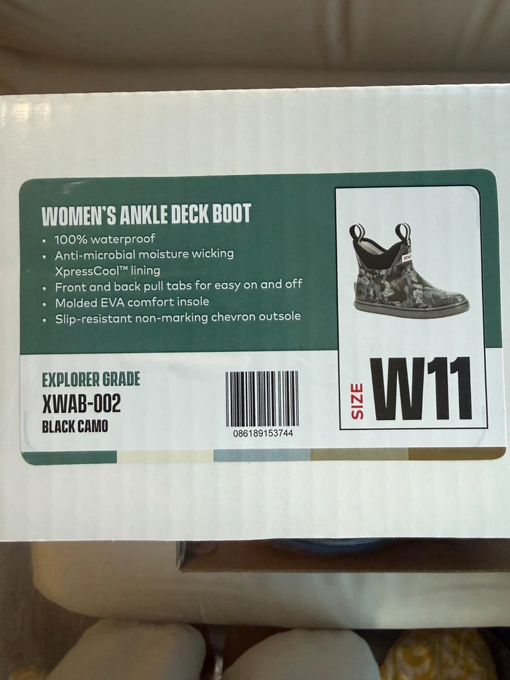 Botas al tobillo xtratuf para mujer negras camufladas talla 11 Foto 4 de 4