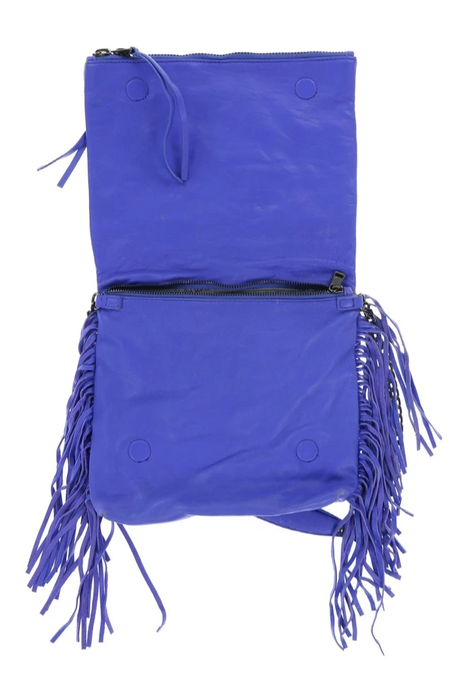 Bandolera con flecos azules y ojales con tachuelas Kimi 243877 Foto 3 de 4