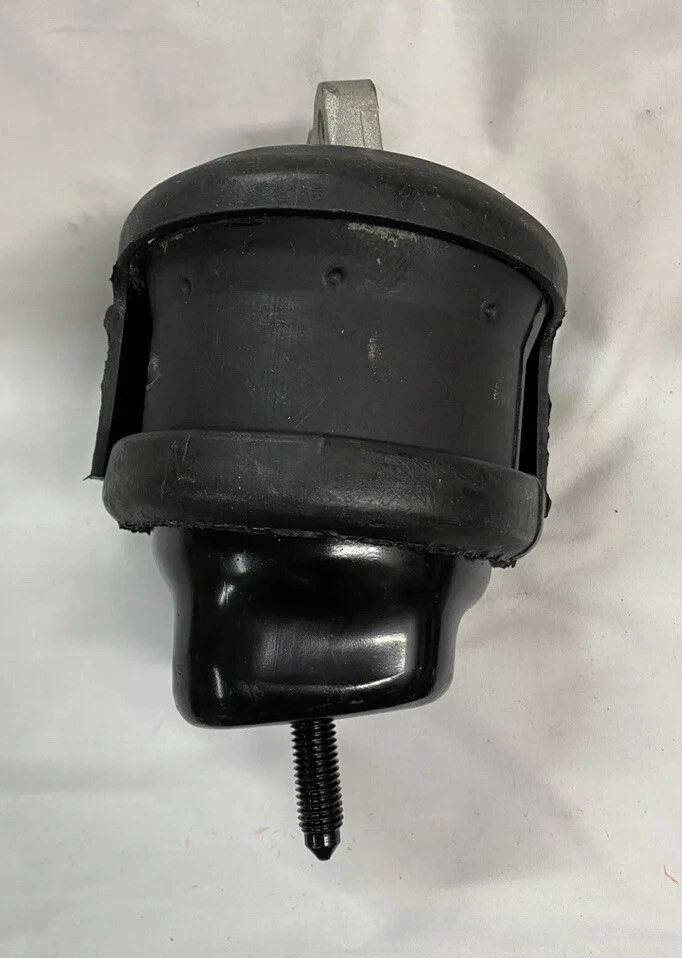 Westar EM-2840 Engine Mount Rear Right fits 1996 -1999 Ford Taurus Mercury Sable - Imagem 2 de 4