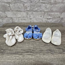 Lot of 3 infant girl shoes size 1 0-3 months
