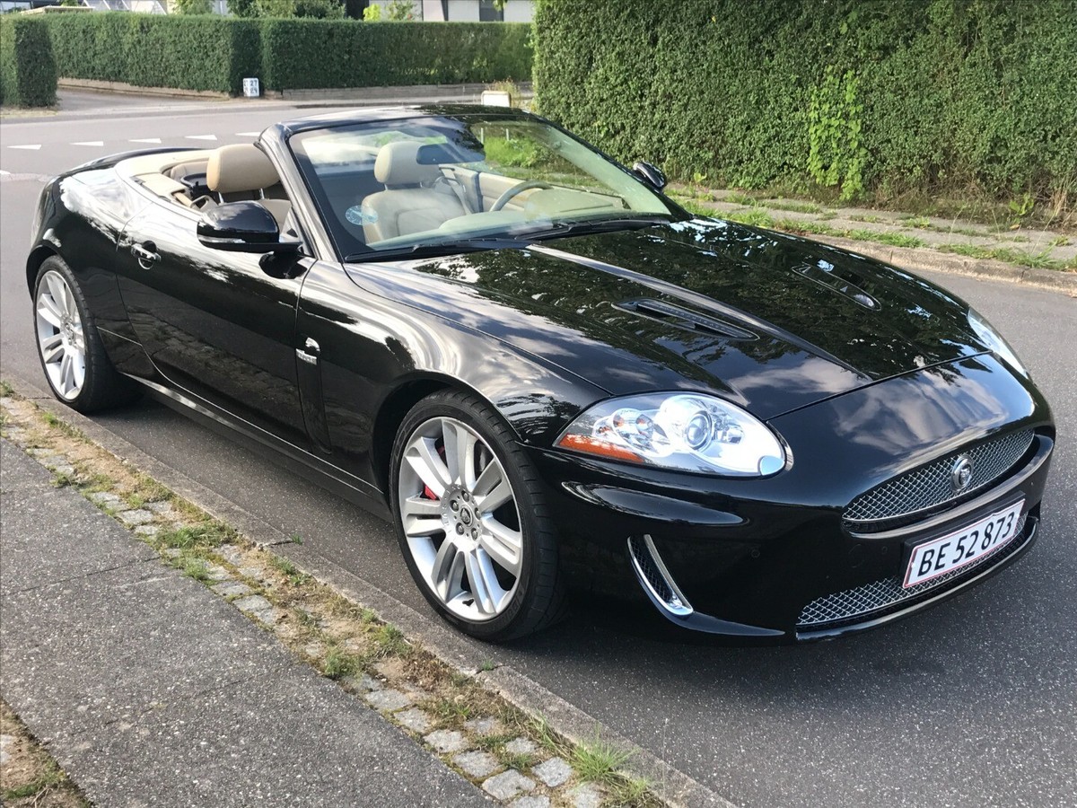 Jaguar шильдик s