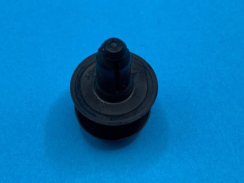 Battery Cover Pin Clip Screw Retainer for 2015-2020 Ford Mustang (PACK of 4) - Picture 3 of 4