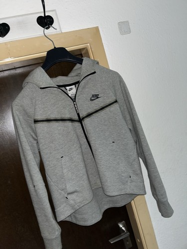 Nike Tech Fleece Jacke Größe M Grau/Schwarz Gebraucht Top Zustand - Bild 5 von 10