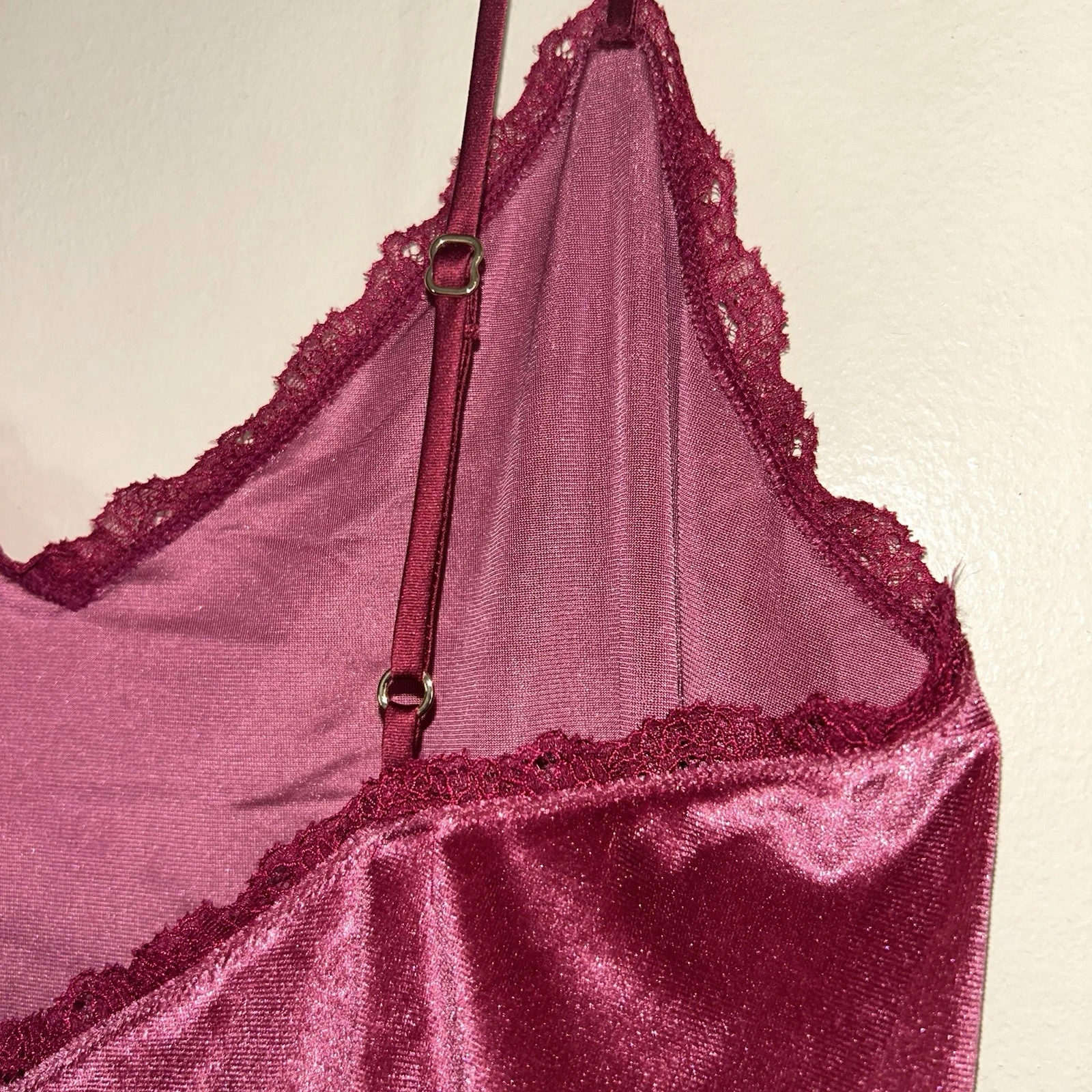 UNDERCOVER Abito Victoria Secret velluto slip stile camicia corto rosa donna taglia S nuovo con etichetta