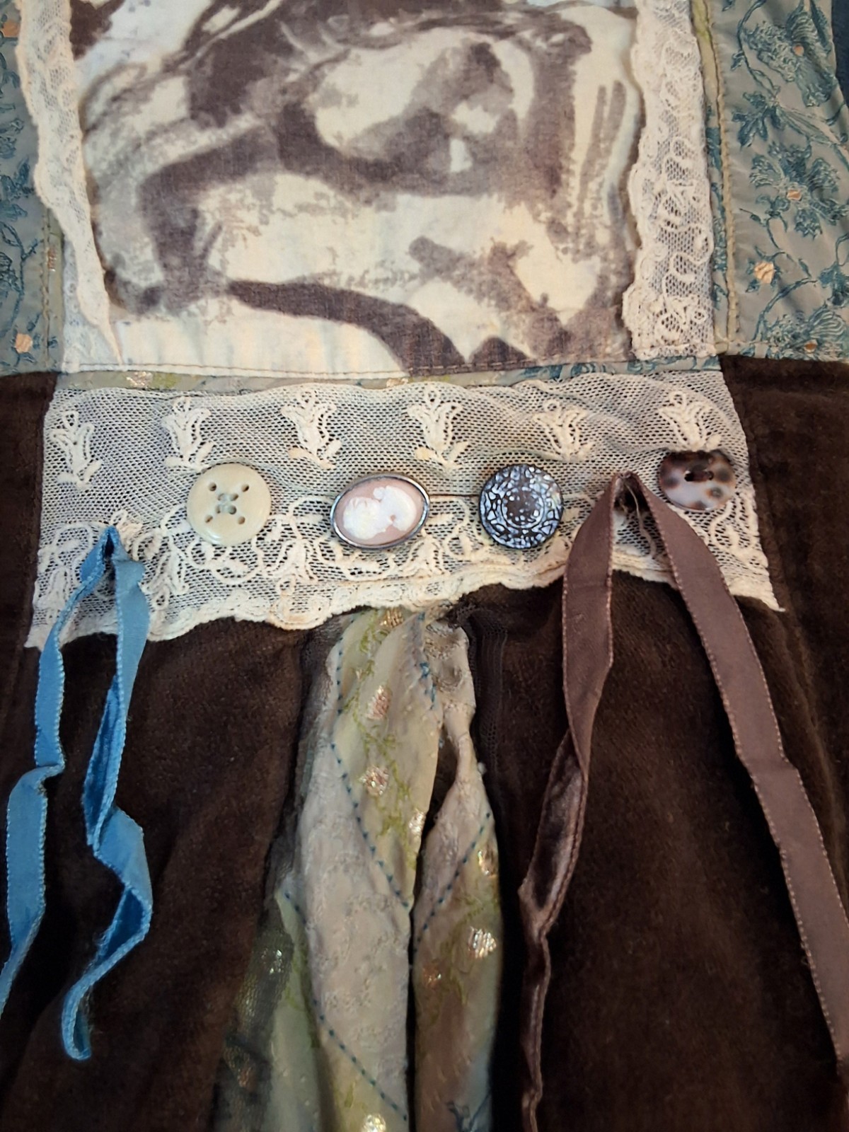 Picture 15 of 16