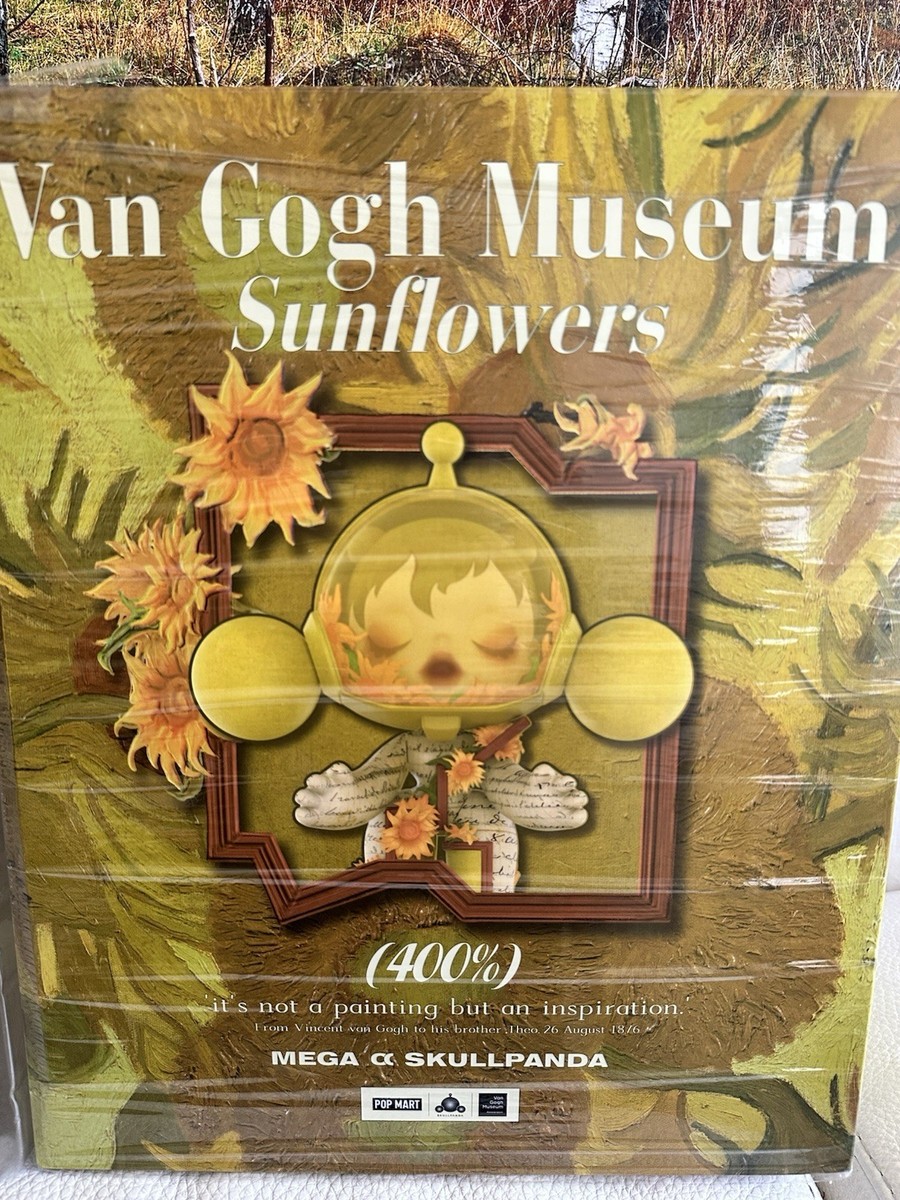 POP MART MEGA SKULLPANDA Van Gogh Museum Sunflowers 400% Art Piece