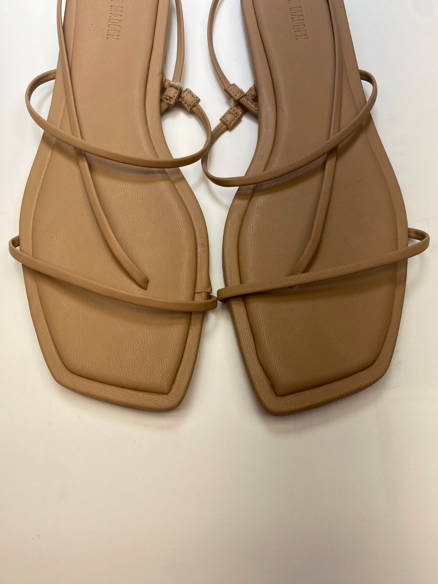 ★Steve Madden★ベスト商品★LYNLEY BLACK★サンダル Steve Madden Womens Lynley Black Strappy Square Toe Sandal