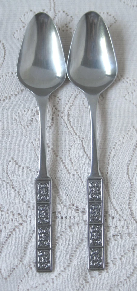 Cubiertos vintage de acero inoxidable Stanley Roberts BURGUNTINE VELVET 15 piezas  Foto 3 de 4