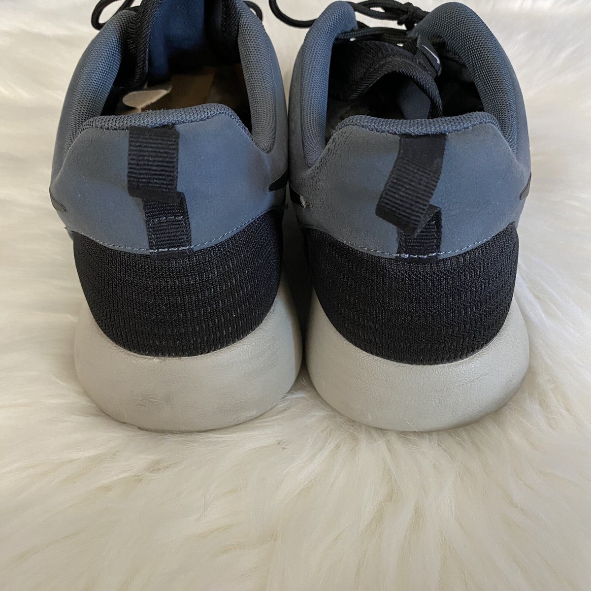 Nike Rosherun Men's Black Running Shoes Synthetic Leather