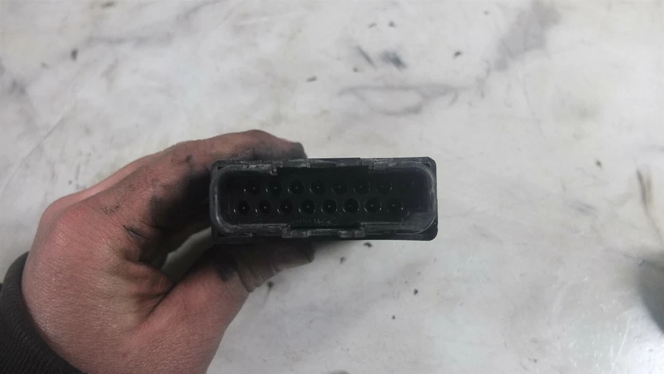 94 Honda CBR 900 CBR900 RR CBR900RR CDI Caja Encendedor ECU Foto 2 de 3