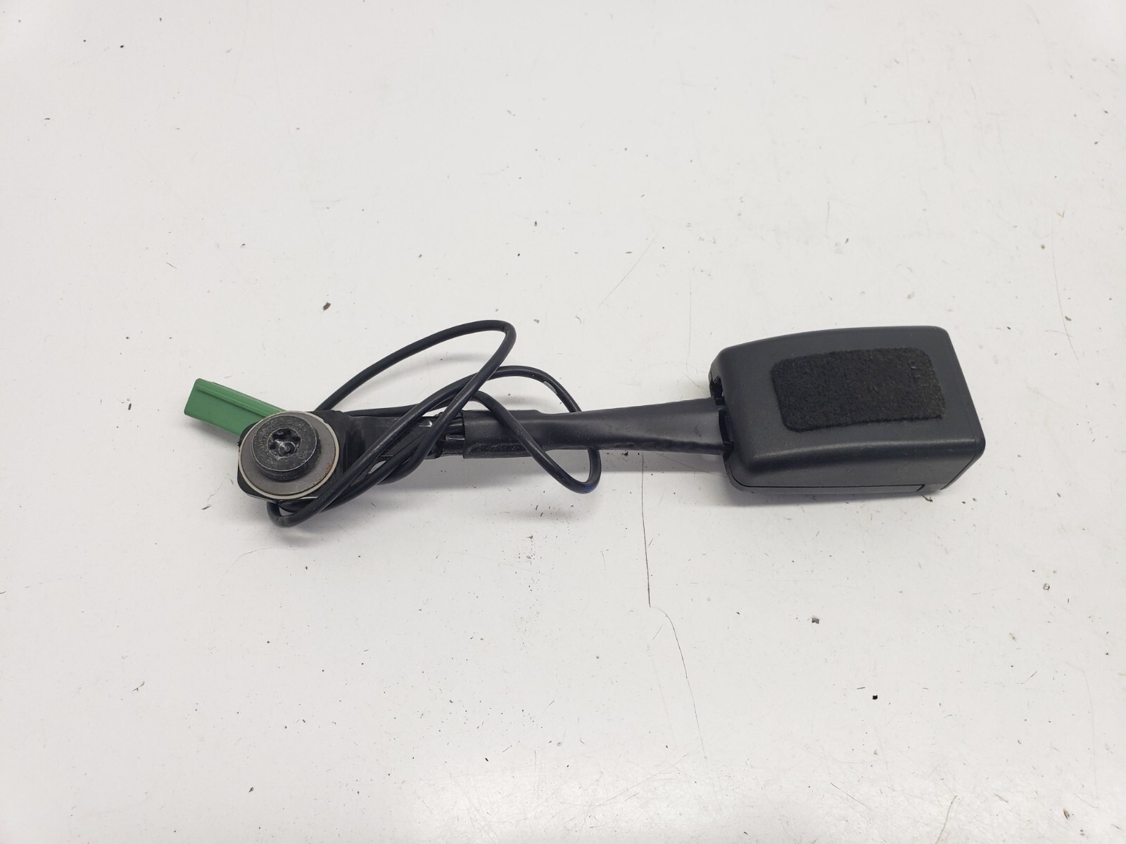 VOLVO V40 SEAT BELT BUCKLE FRONT LEFT OR RIGHT SIDE 2013 8632604 eBay