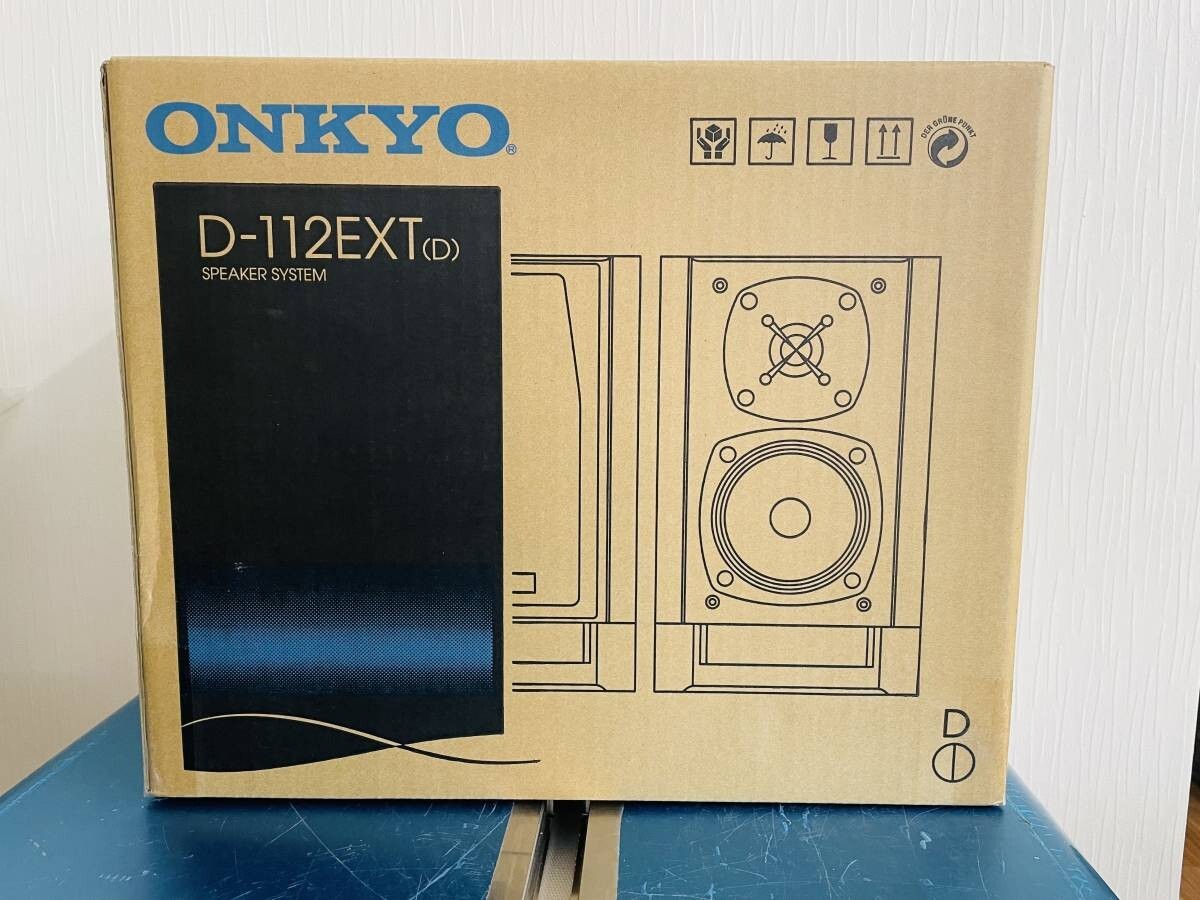 Onkyo D-112EXT D 2-Way Bookshelf Speakers Bass-reflex Hi