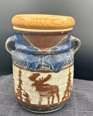 Stoneware Art Pottery Ceramic Drip Glaze Moose Crock Signed Twisted Handles Lid