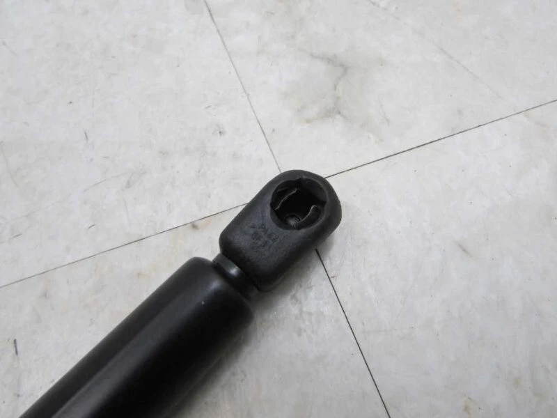 Amortiguador de puntal de maletero FREELANDER 2002 soporte de puerta trasera varilla hidráulica OEM Foto 3 de 4