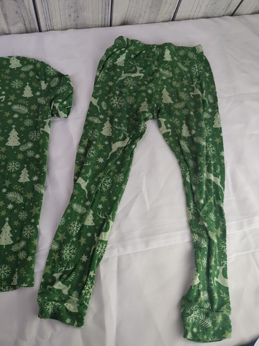 Dot Dot Smile Size 5/6 Green Christmas Holiday Winter Sleep Collection PJ Set - Picture 5 of 6
