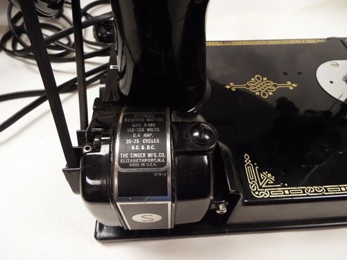 1948 Singer Featherweight #221 CAT. 3-120 Sewing Machine Case Tray Extras Works - Picture 10 of 23