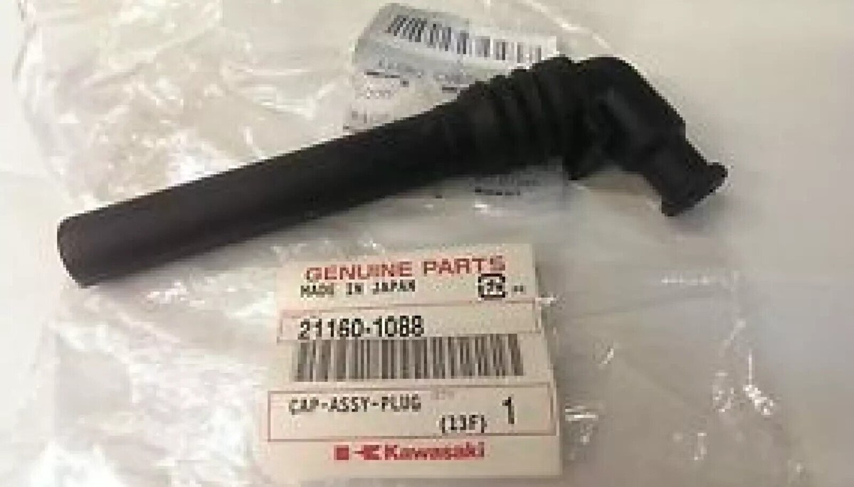 95-03 Kawasaki ZX 6R 7 7R 7RR 9R SPARK PLUG CAP ASSY 21160
