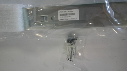*NEW* Lenovo Pair L/R 1U SR630 Slide Server Rail Kit SM17A18044 SM17A18045 - Picture 3 of 6