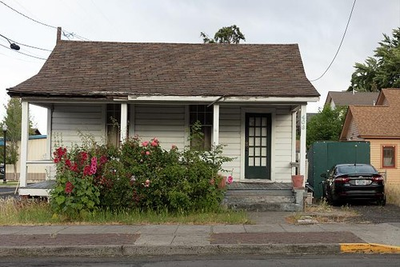 #ad Cottage in the Oregon city of The Dalles which rhymes with pals not the city $12.99