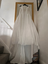 White Satin A-Line Sleeveless V-Neck Wedding Dress Bridal Gown Button Detail