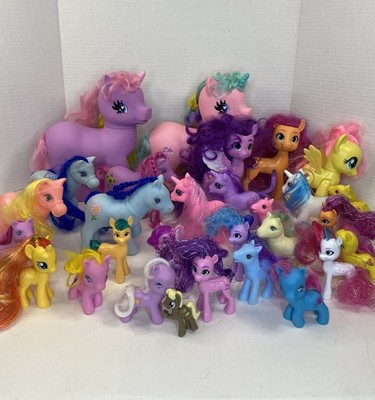 Huge Mixed My Little Pony Figure Lot - 29 Pieces (Multiple Generations) 
