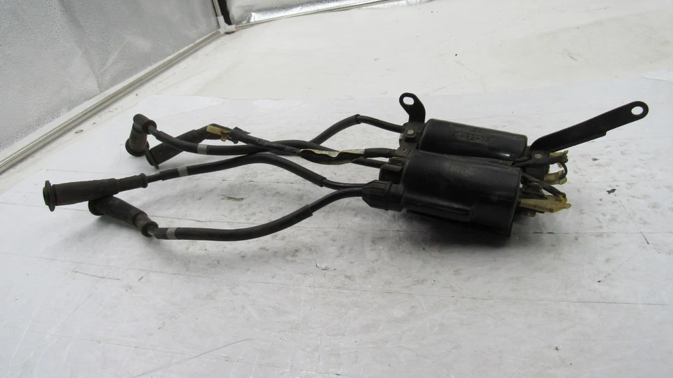 Honda CB700SC CB700 1985 Nighthawk S 700 OEM juego de bobinas de encendido Foto 2 de 4