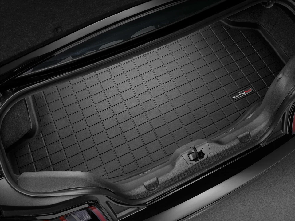 Forro de maletero de carga WeatherTech para Ford Mustang - negro Foto 2 de 4