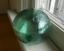 GREEN HAND BLOWN 3 PC MOLD GLASS NET FLOAT BALL WITH 3 SMALL CRUDE CIRCLES