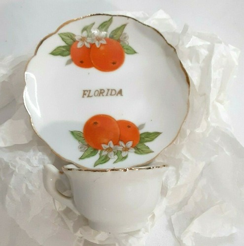 Florida Oranges Miniature Tea Cup and Saucer Set Gold Trim Collector Made Japan - Picture 2 of 4