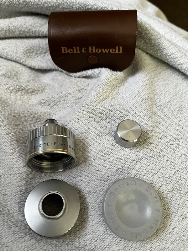 VINTAGE BELL & HOWELL 2-1/2 TELEPHOTO LENS CAP AND BOX