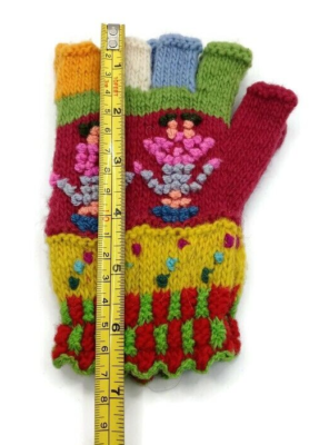 Set of Chullo with Multicolor Wool Gloves Hand Knitted  display picture 1