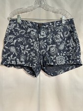 Old Navy Women  s Blue Floral Short Size 12 W/ 2 Side Pockets