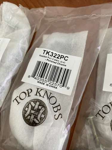 (lot of 4) TK322PC Chareau Collection 3-3/4" Reeded Pull, Polished Chrome - Picture 3 of 7