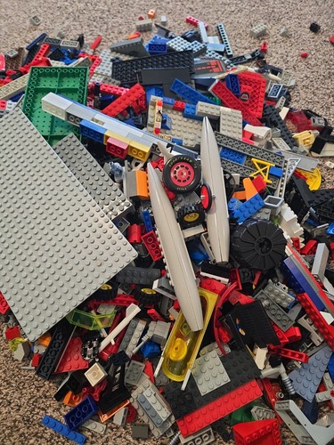 Bulk 9 Lb Assorted Lego/mega Bloks Bricks Lot, Random, Wheels/Plates Set Pieces