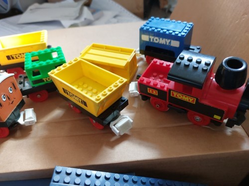 Tomy Tracks Vintage Toy 1980s, Plenty Trains, Waggens,Tracks, Bridges, Crossings - Picture 6 of 15