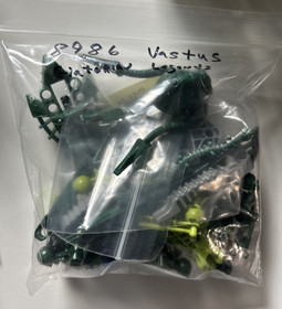 Lego Bionicle Lot of 8 Figures (Tuma 8991 x 2, Hydraxon 8923, Icarax 8953, plus)