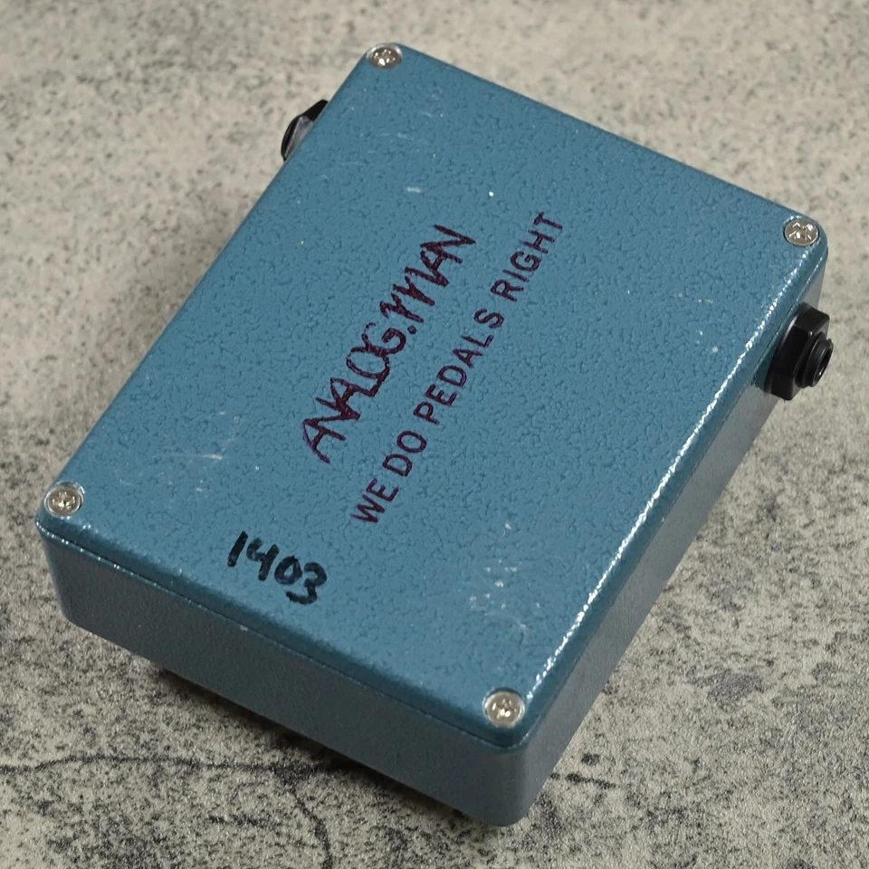 Coro usado ANALOG.MAN / BI-CHORUS reducción de precio tienda Nagoya Sakae Foto 2 de 3