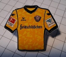 SG Dynamo Dresden Pin 2016 / 2017 Home DFB Bundesliga Trikot Pin Anstecker 