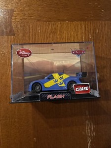 Disney Pixar Cars - FLASH NILSSON CHASE Disney Store - 1:43 Diecast