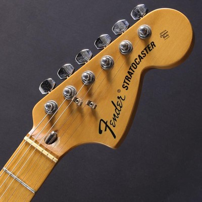 Fender Classic 70s Stratocaster Mod. (3 Color Sunburst/Maple