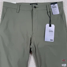 NWT Levi’s Mens 34x30 XX Chino Tech Standard Fit Tapered Leg Stretch Green Pants
