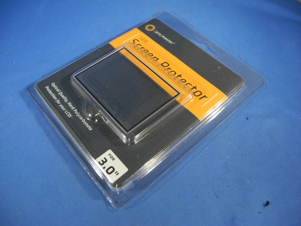 Promaster Hard LCD Screen protector cover (model 3875) 3" Screen sizes++NEW - Image 3 of 3