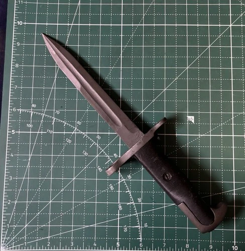 Post WW2 US Military Rare M1 Grand Rifle Bayonet (Cut Down)