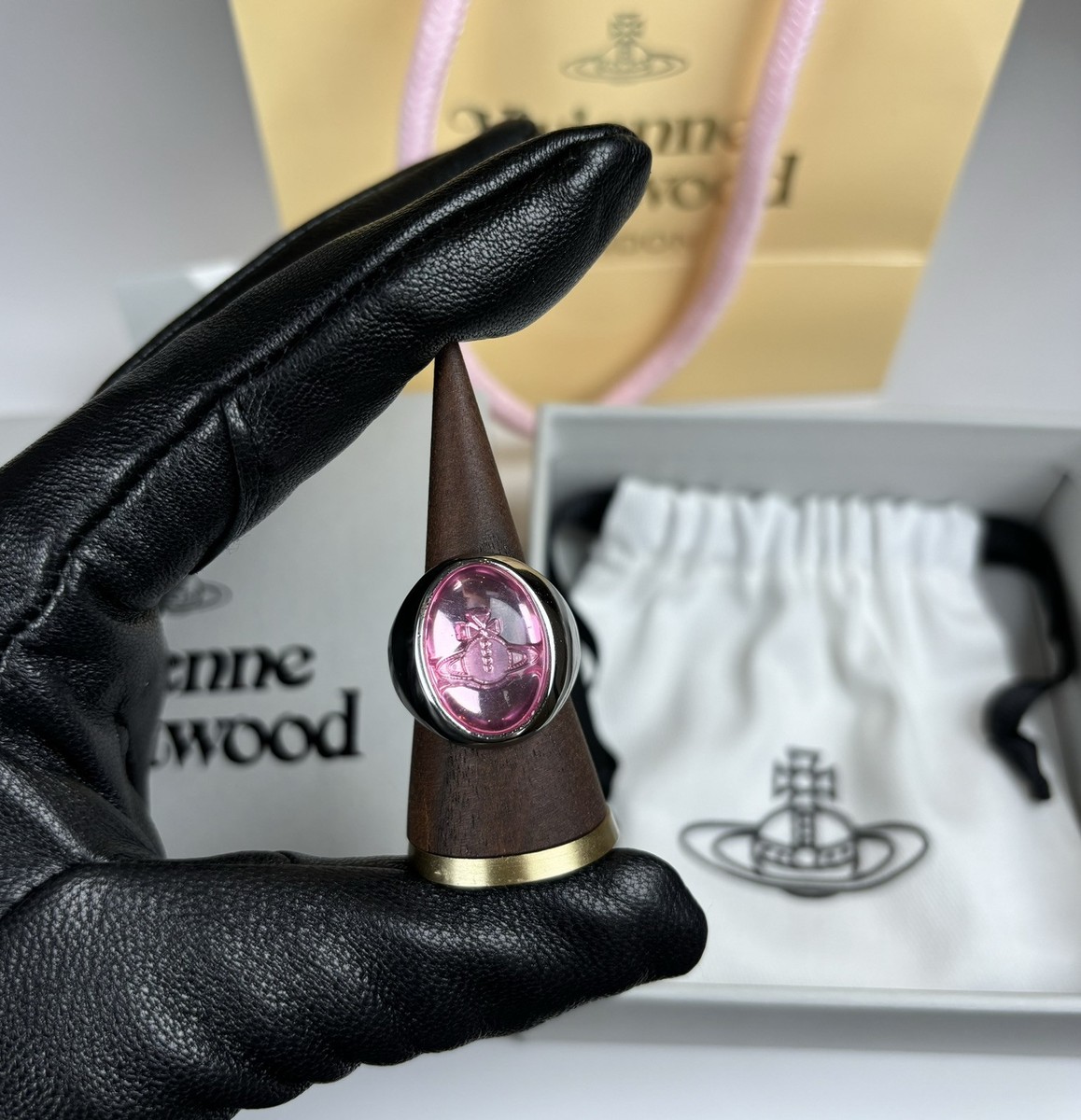 アクセサリー Vivienne Westwood Orb Ring Purple Gem Vivienne Westwood London Orb Rose Gold and Purple CZ Ring