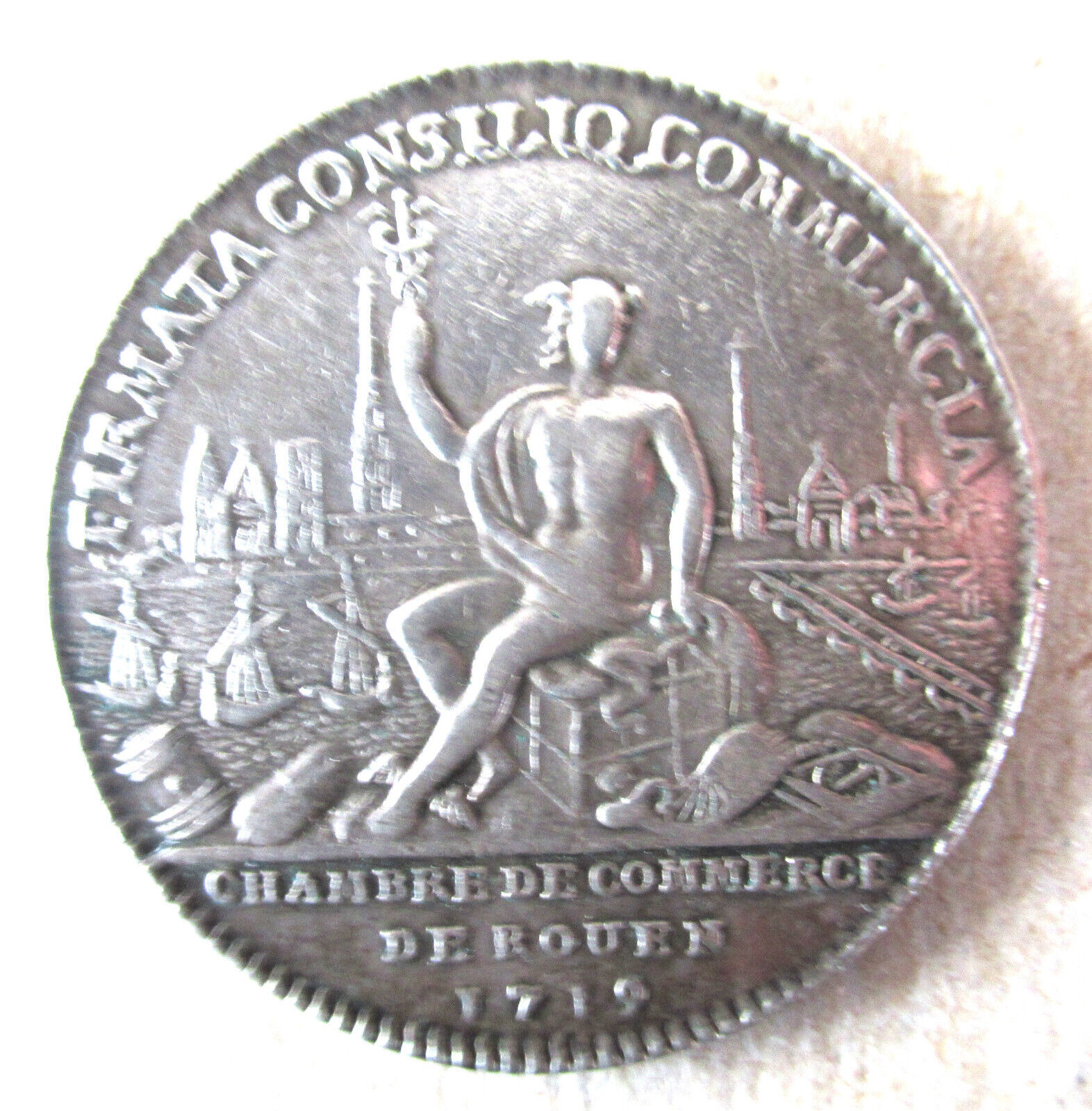 Photo 1/2