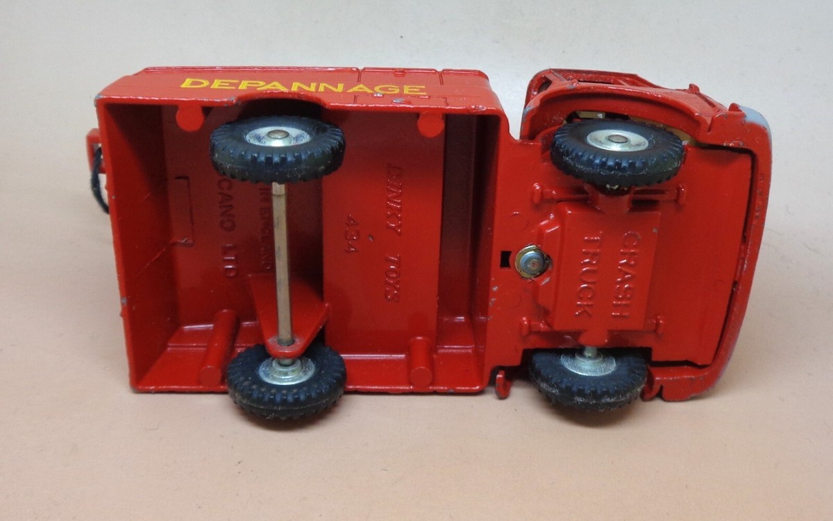 DIF A 589 Berliet Recovery | Atlas Editions re issue of Dink