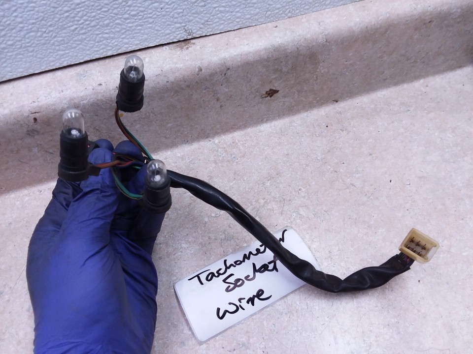 Kawasaki 550 GPZ KZ550D GPZ GPz550 Tachometer Wire Socket Harness