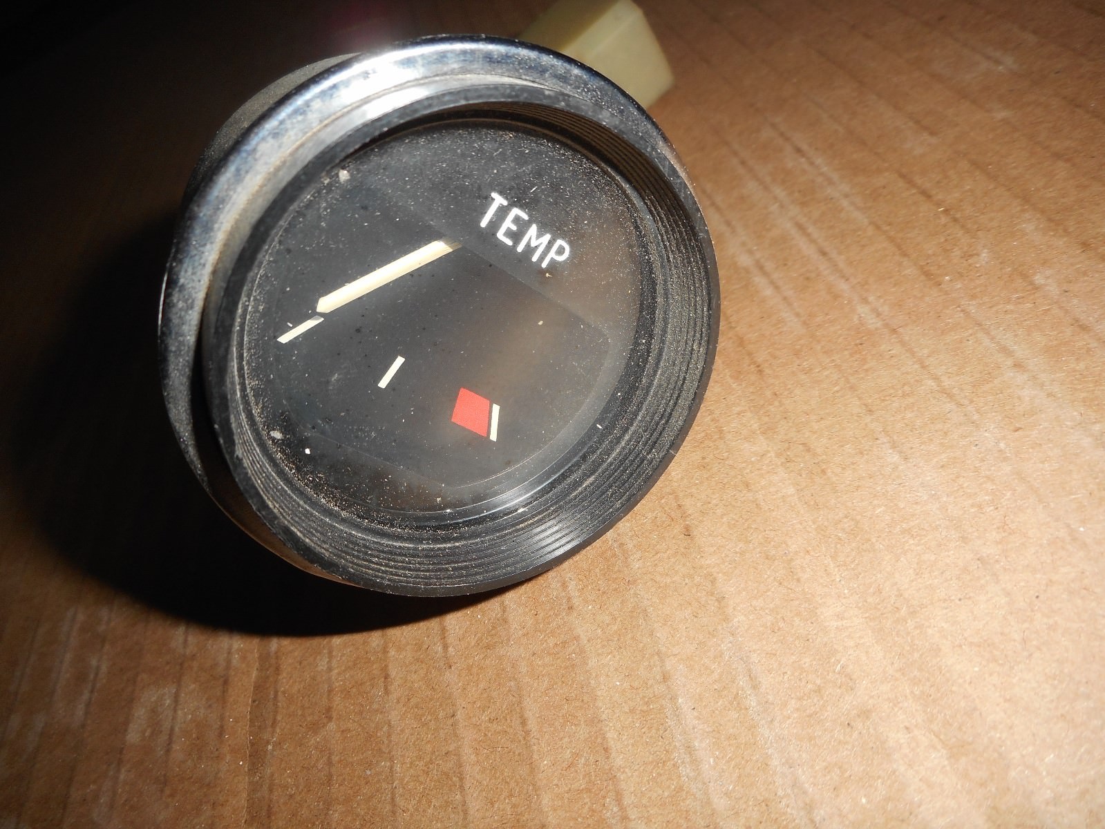 Alfa Romeo Ferrari Temperature gauge