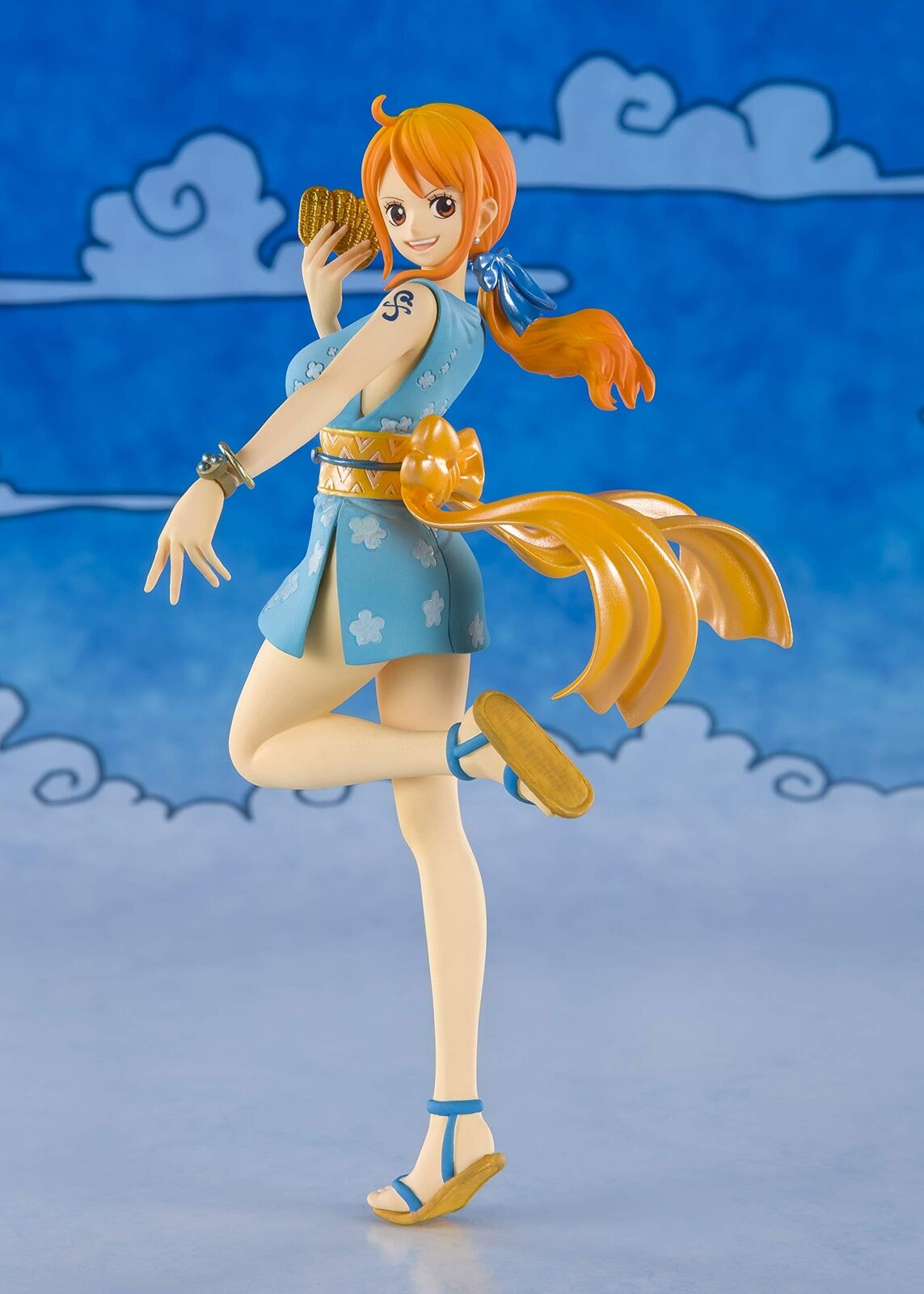 TAMASHII NATIONS Bandai Figuarts Zero Nami One Piece Film Gold Ver Statue